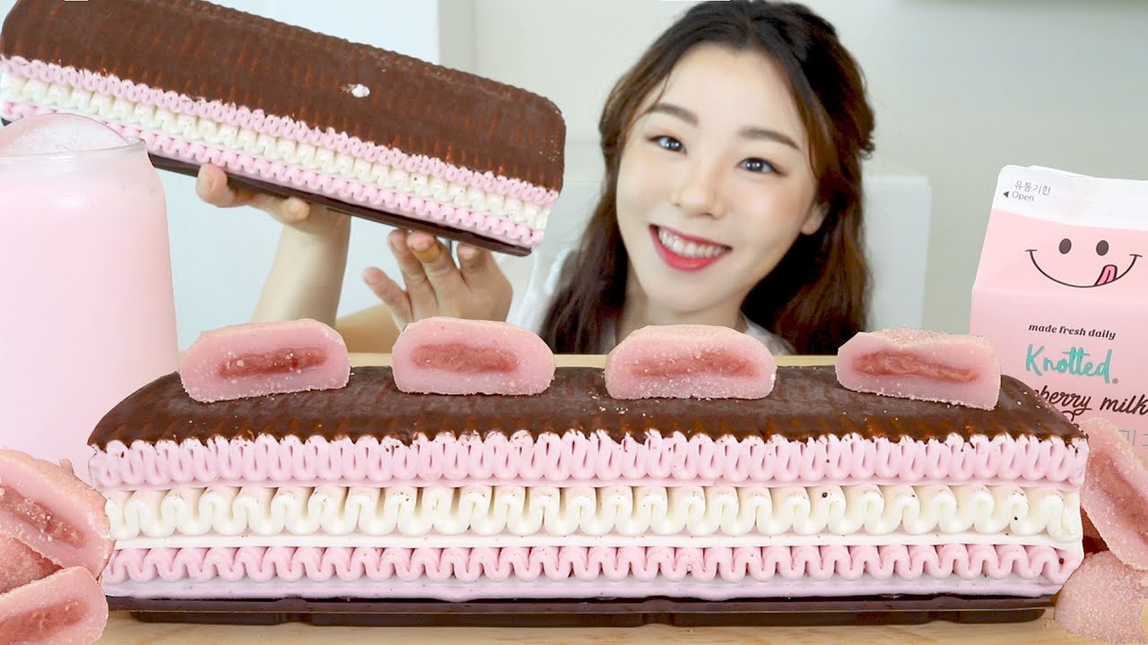 SUB) ASMR клубника Шоколад Мороженое Кекс Мукбанг 🍓 CVS Магазин Десерт Рисовый пирог Молоко
