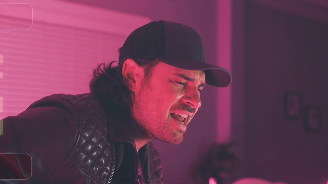 Matt Stell - Bad Girls Good Whiskey (Acoustic)