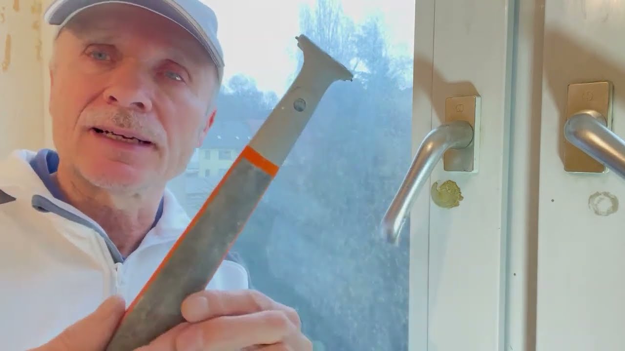 Klebereste von Kunststofffenster entfernen !