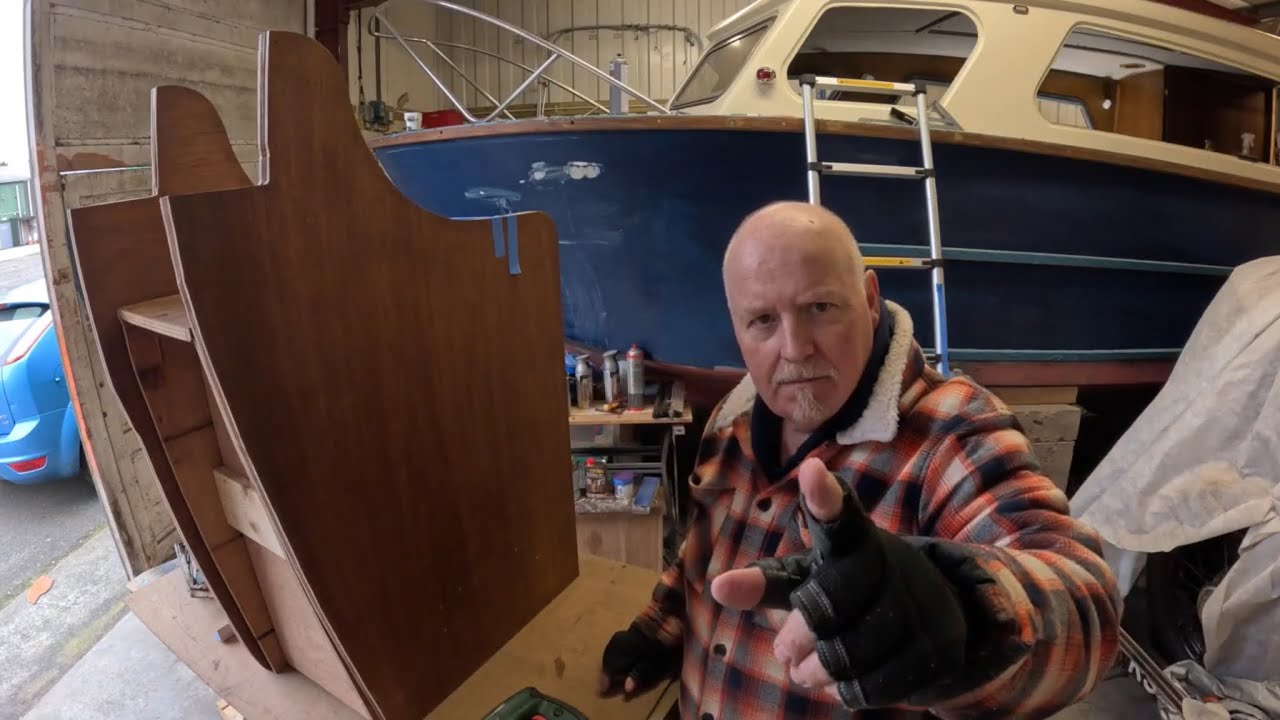 BOAT EXTRAS:- CLIP 21