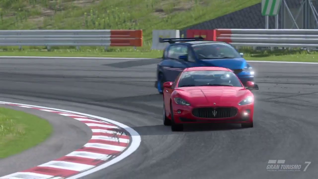 Gran Turismo 7 Outside View Of My 2002 Renault Avantime 3.0 V6  24v At High Speed Ring