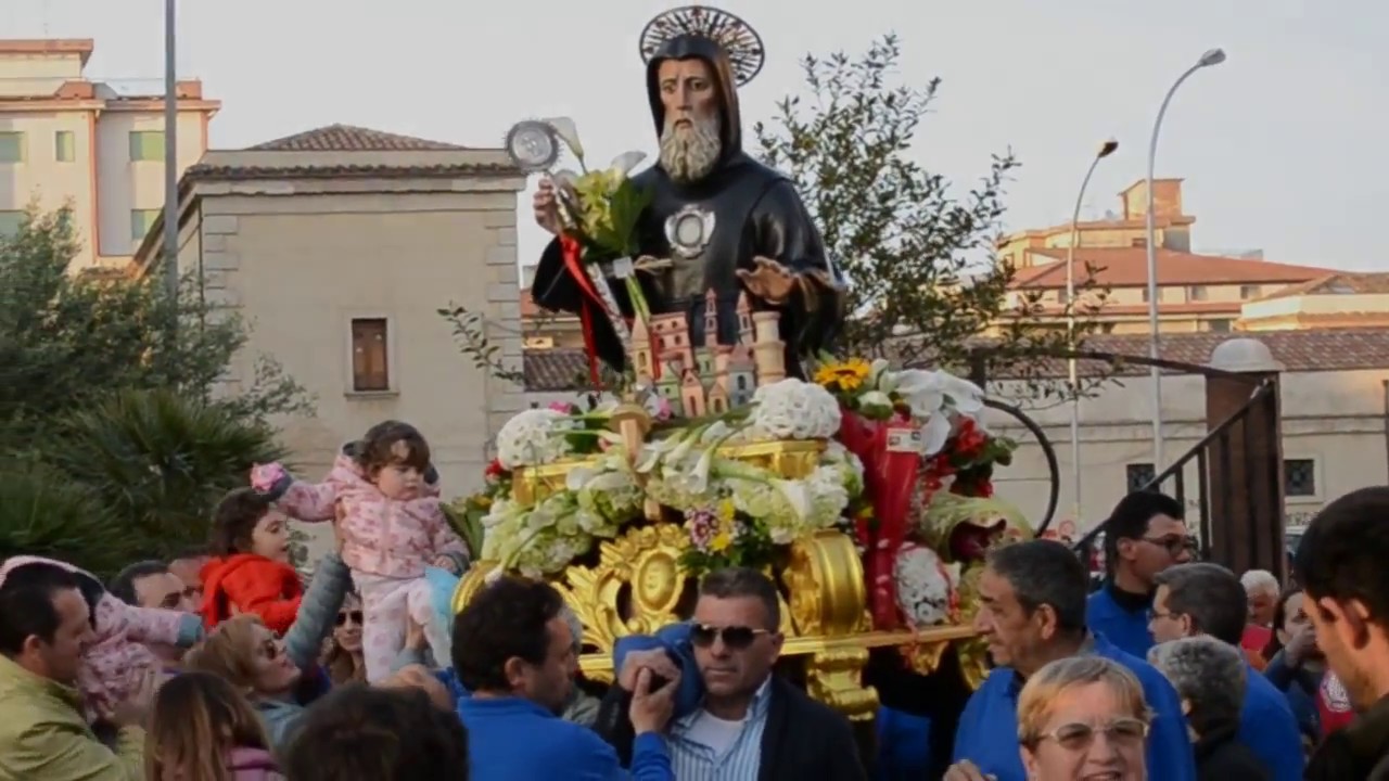 Schiavonea ieri e oggi...!!!  *24.04.2017* La Processione di S.Francesco di Paola