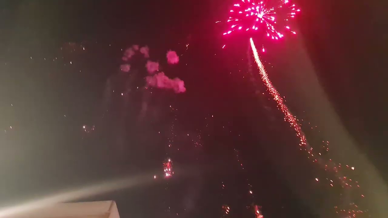 Veja  Os fogos da virada do ano  de 2026 em Brasília, DF queima de fogos no   (P.sul)  virada do ano