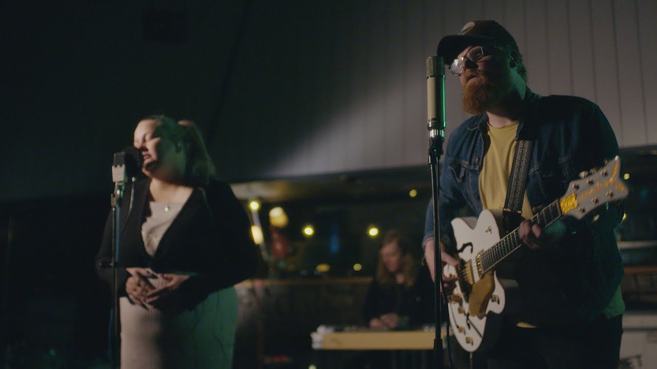 Ludwig Hart & Sarah Klang - Violent Words of Love (Official Video)