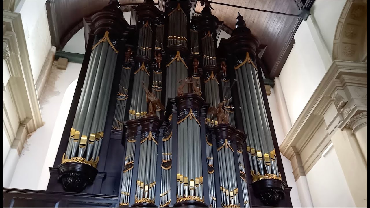 Jelte Hulzebos en Mannes Hofsink spelen op het Timpe orgel in de Nieuwe Kerk Groningen