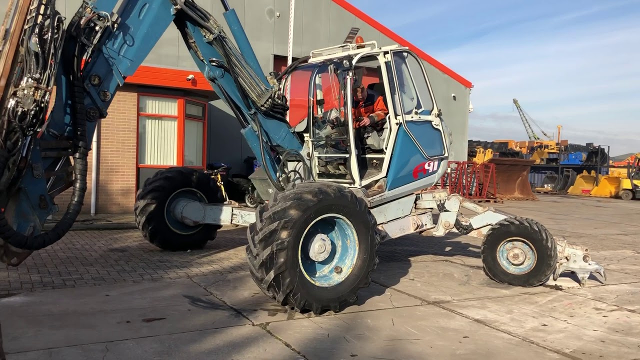 Menzi Muck A91 4x4 Drill Buggy