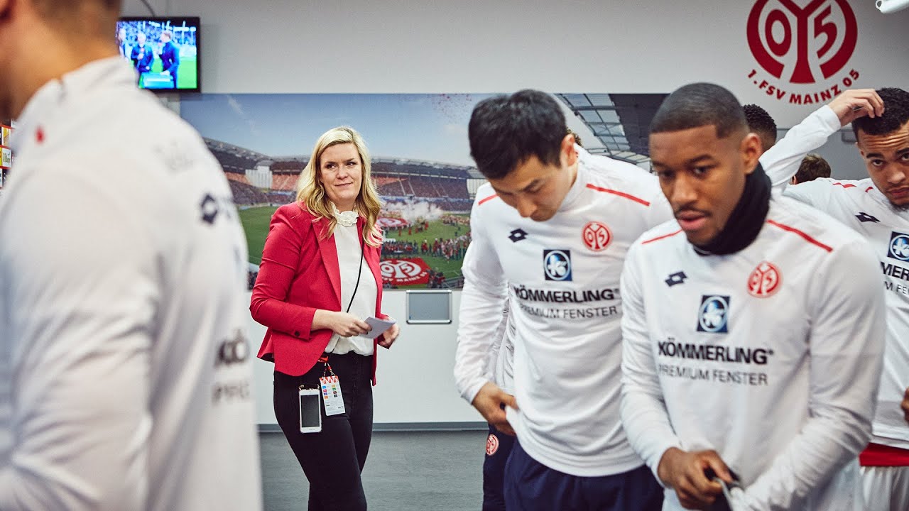 22 Profis: Silke Bannick, Pressesprecherin Mainz 05.