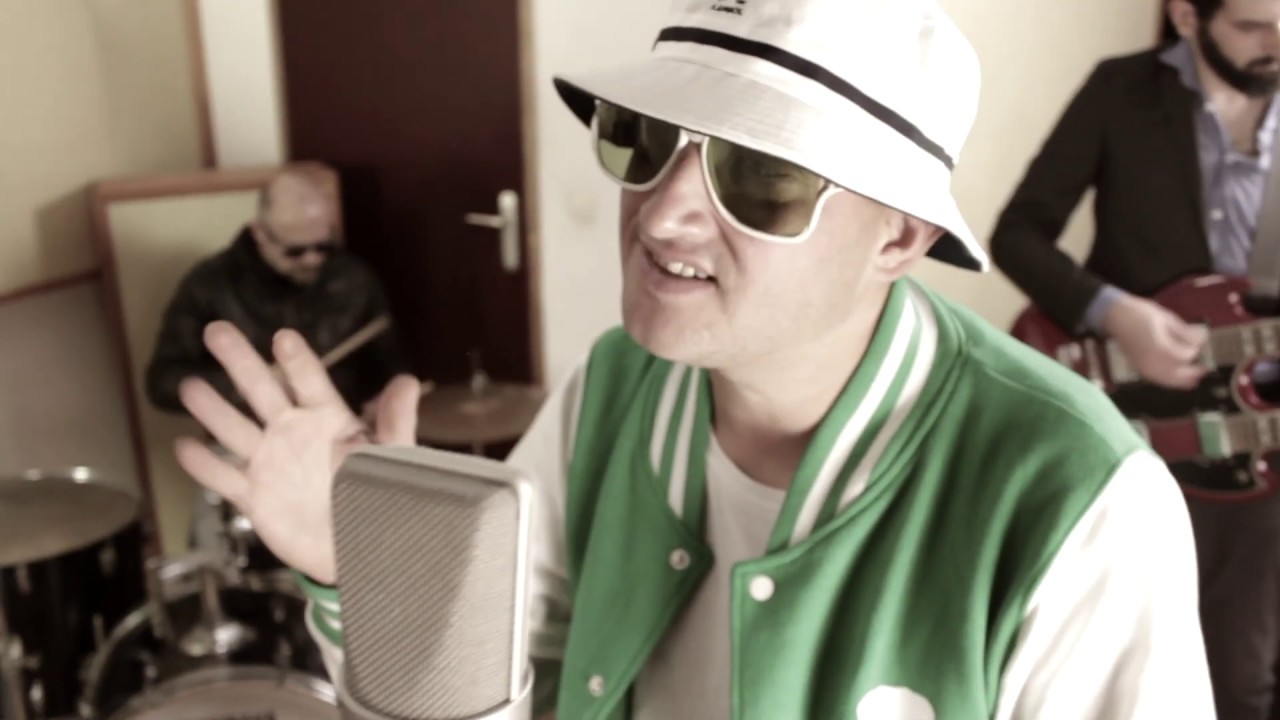 MC PAMPILLE - La Vieille Dame