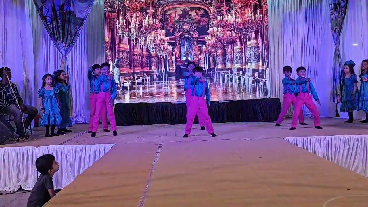 #azhakiyalaila #dance #annualday2025 #trending #groupdance #viralvideo #mydance #phulwarischool