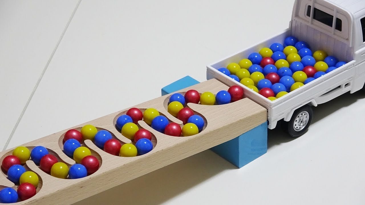 HABA Marble Run: Mesmerizing Wooden Marbles Racing Through Air ASMR