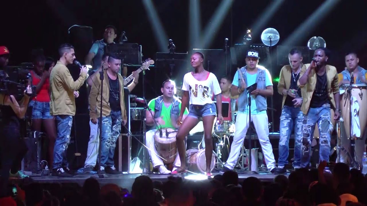 Orquesta Delicias-en vivo carnaval Pto. Cortes 2015
