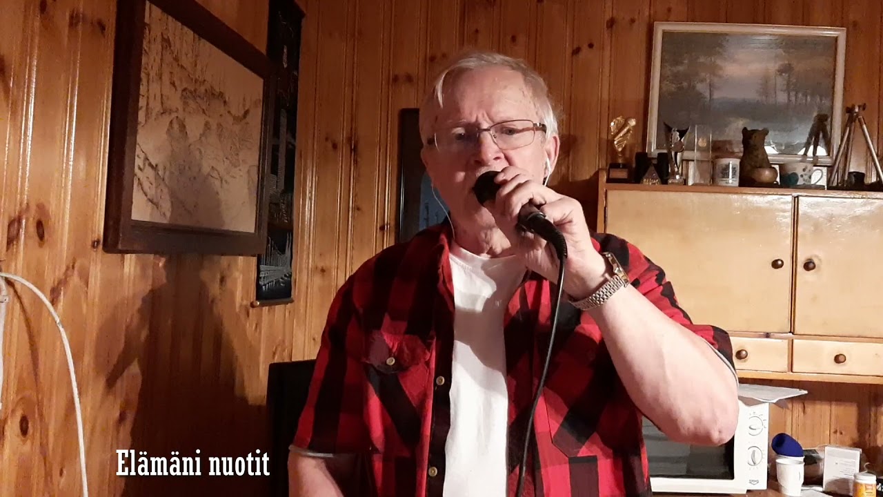 EL&Auml;M&Auml;NI NUOTIT