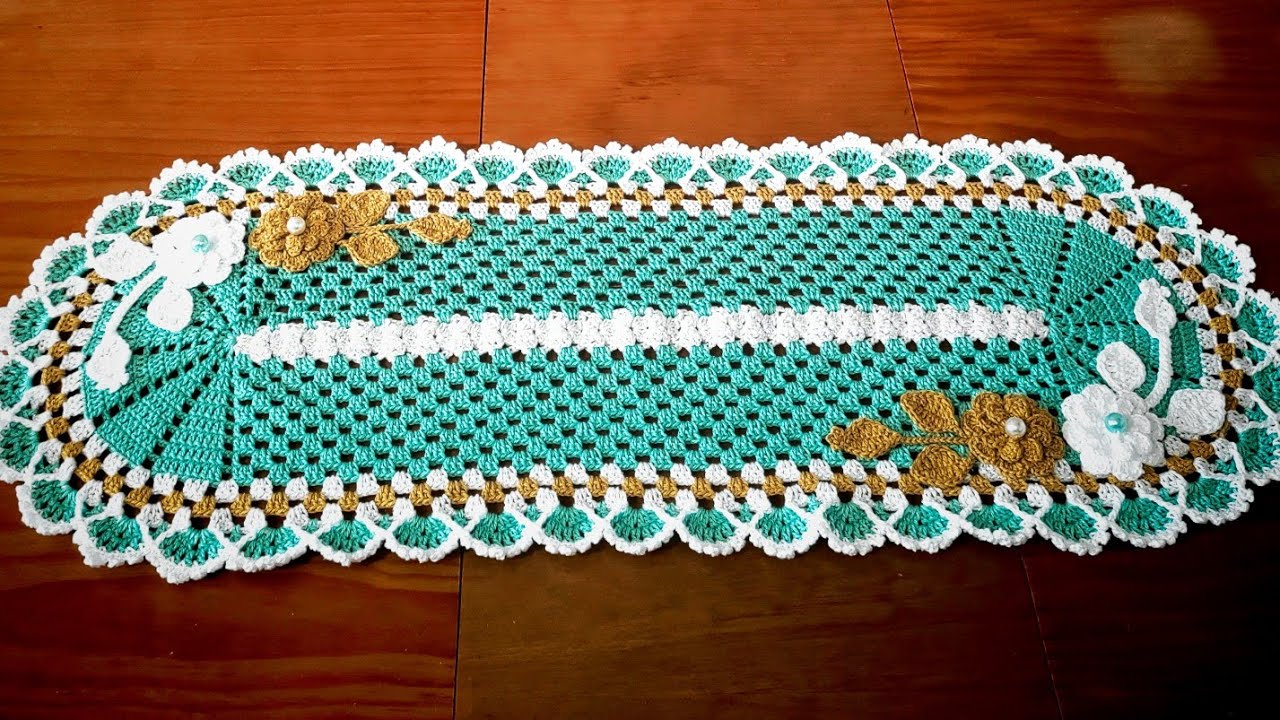 Crochet Aqua Oval Runner Left Hand 