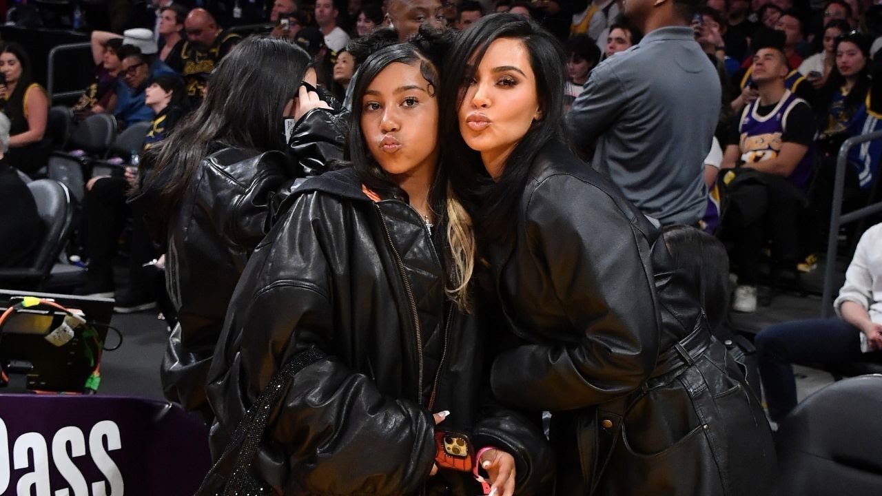 HILARIOUS! Kim Kardashian Sneaks Into Daughter’s IG Live 🤣👀