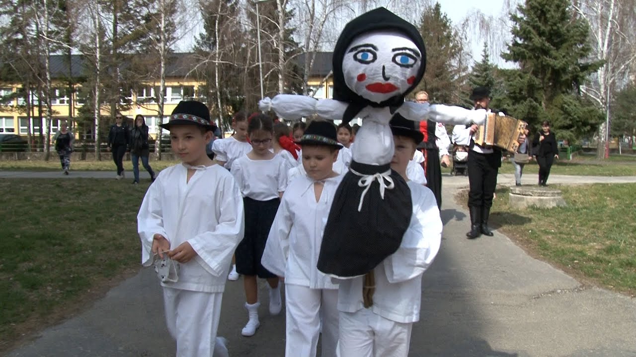 Oživili tradíciu vynášania Moreny