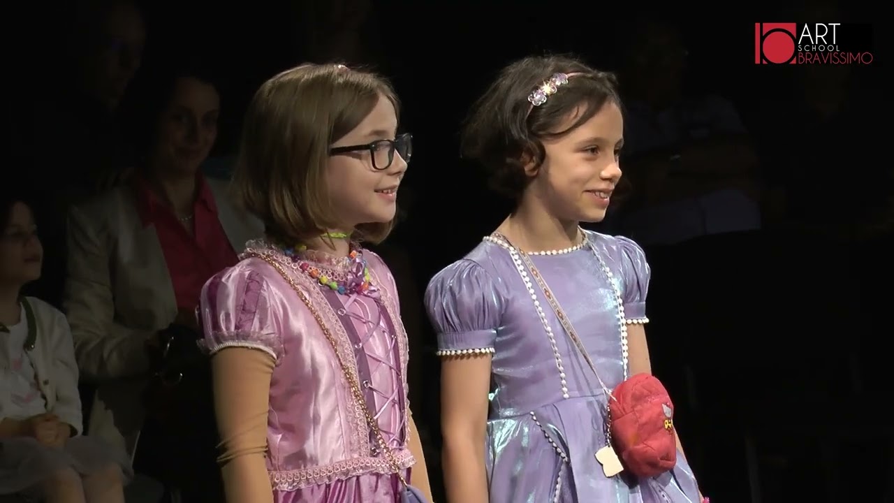 Cenușăreasa - Teatrul Bravissimo - teatru pentru copii