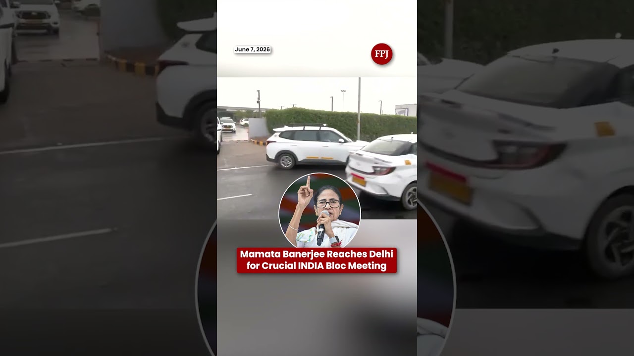 Mamata Banerjee Arrives in Delhi Ahead of INDIA Bloc Meeting | Opposition Strategy Talks Begin