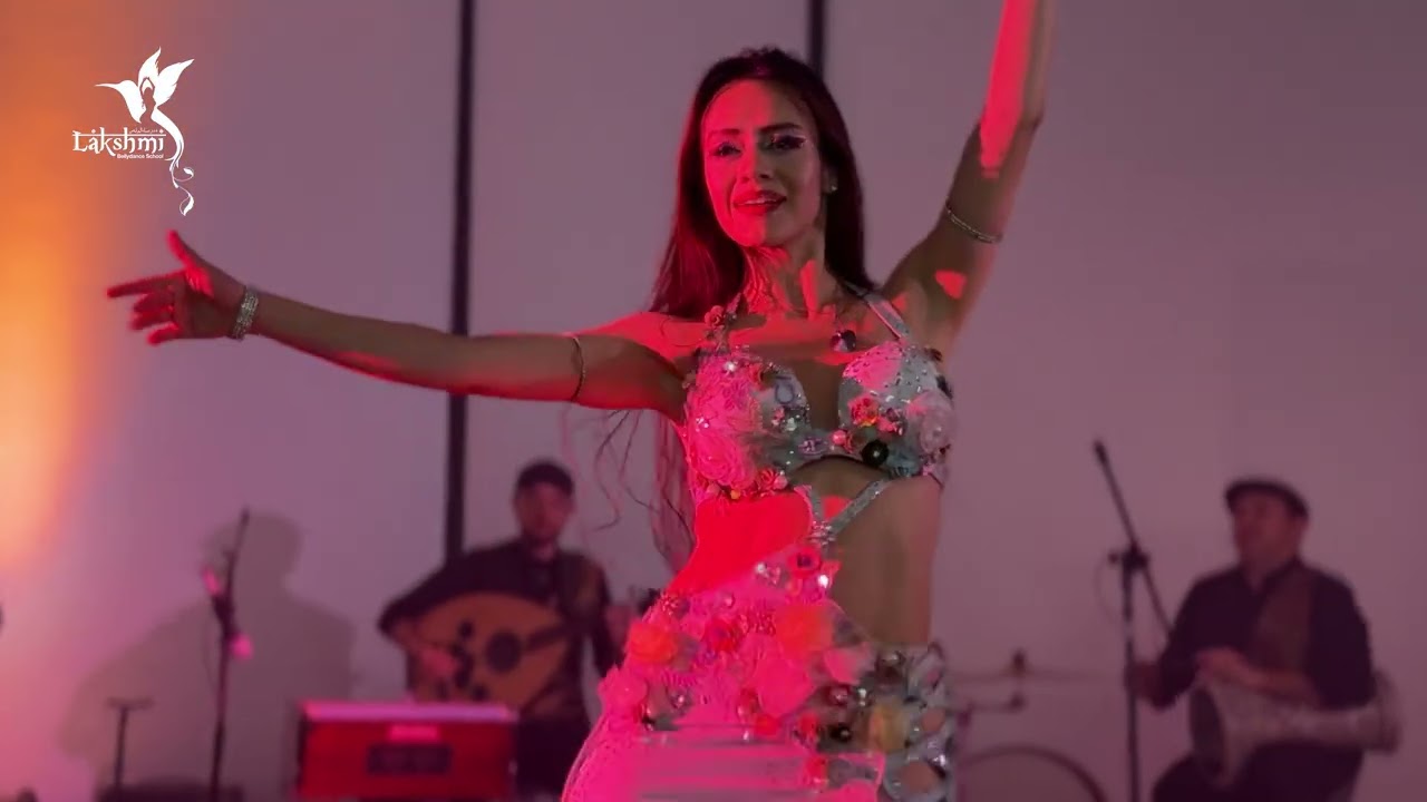 Alquimia Oriental: Lakshmi Garcia junto a la Orquesta Al Tarab – Enta Omri