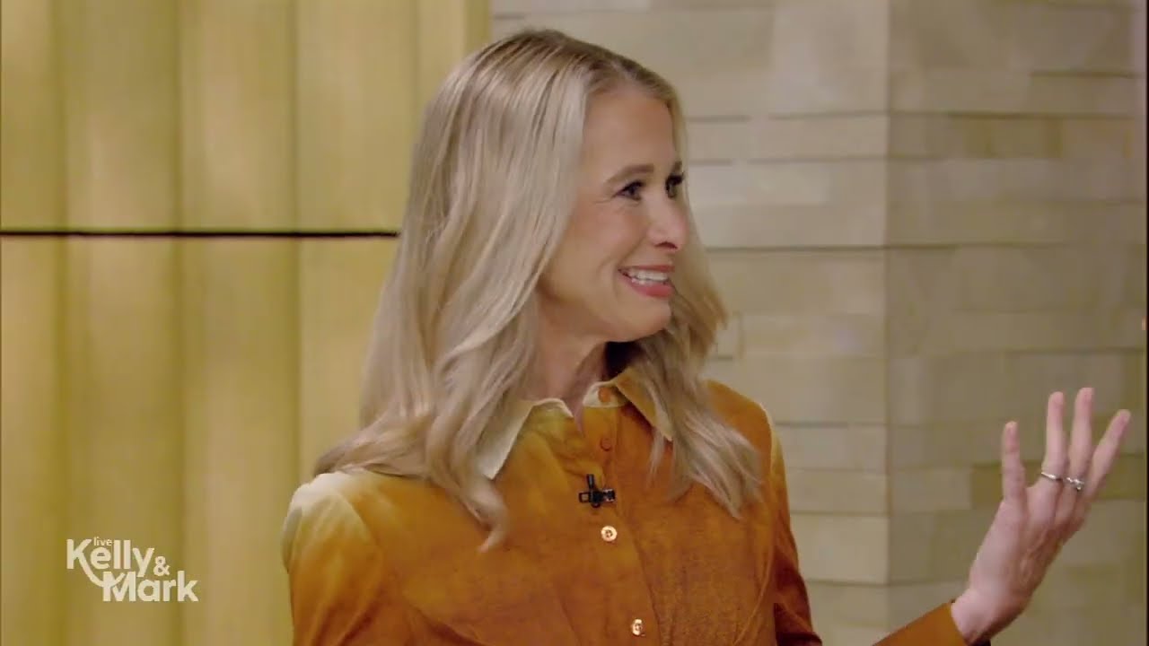 Fall into the Season Week: Fall into Healthy Eating Habits With Dr. Wendy Bazilian