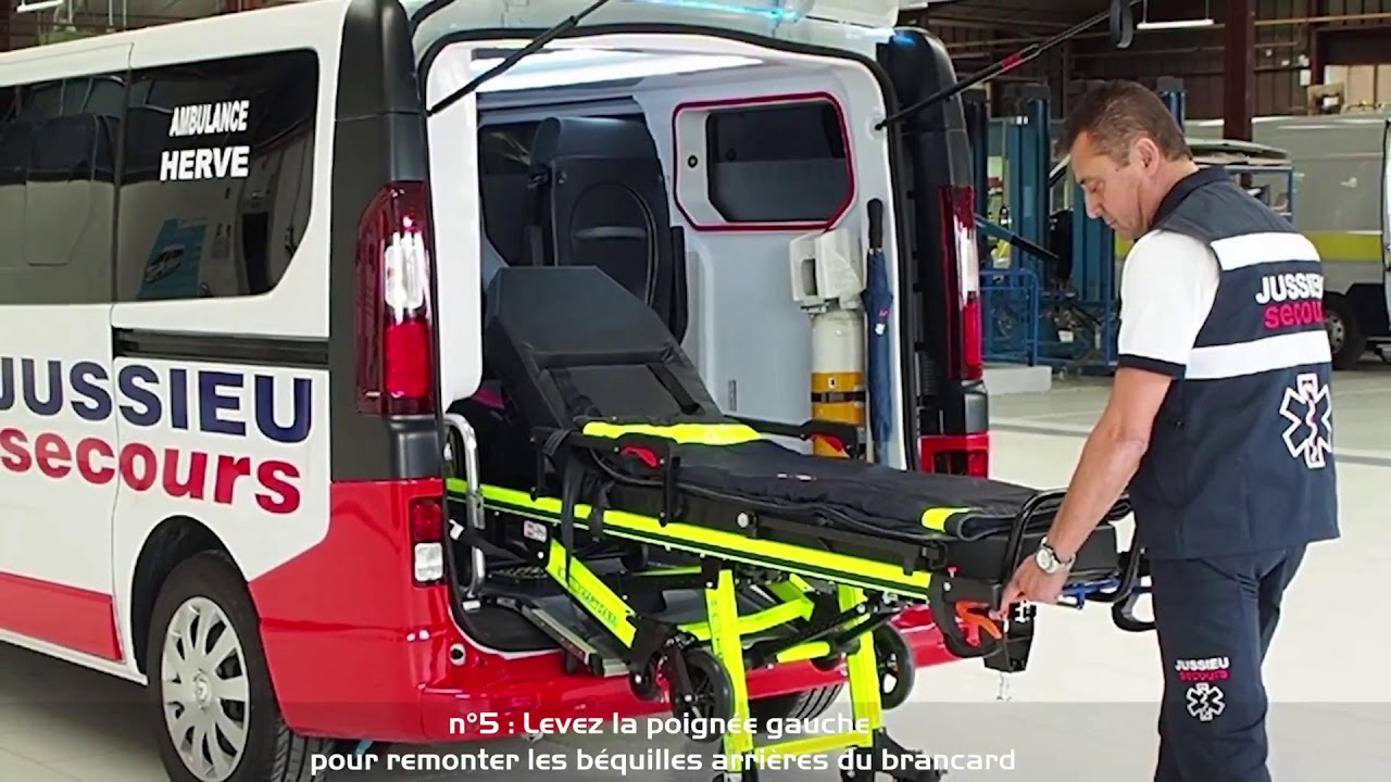 " Manipulation du brancard " TRAFIC L1H1 - JUSSIEU secours