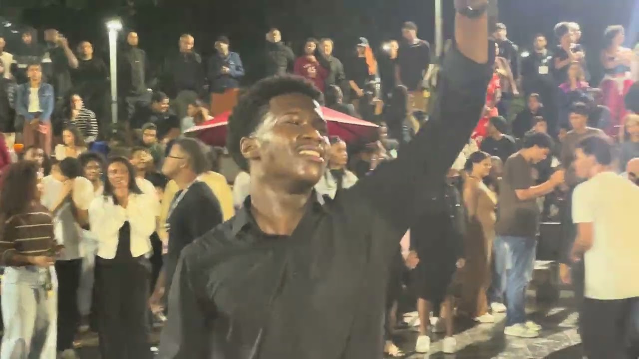 Neemias Coutinho - Vigilhão Recreio(Eles adoraram Jesus na Chuva)🔥 #viral #viralvideo 