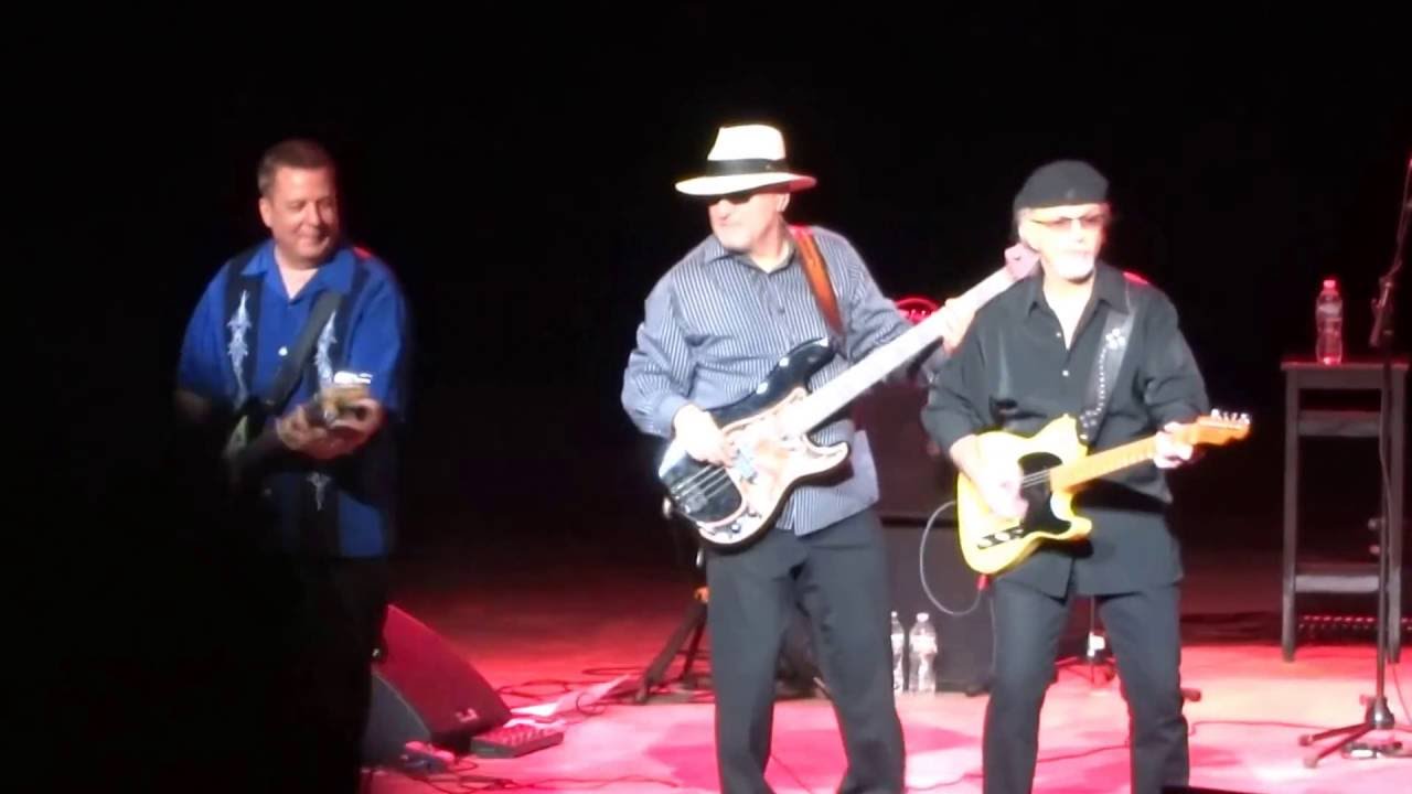 Runaround Sue and The Wanderer - Dion July 31, 2016
