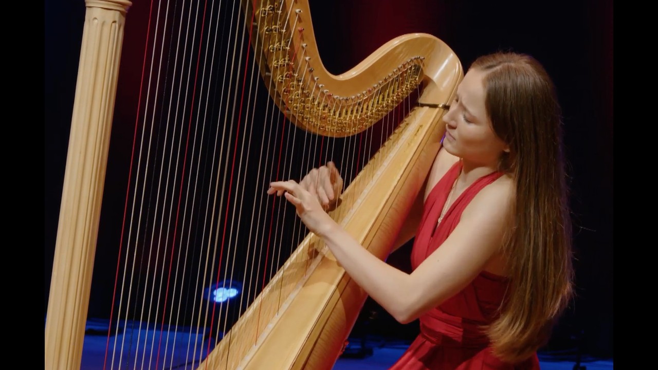 Julia Dietrich plays „Légende“ by H. Renié