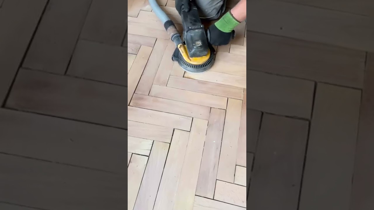 Altes Parkett aus Buche sieht wieder wie neu aus