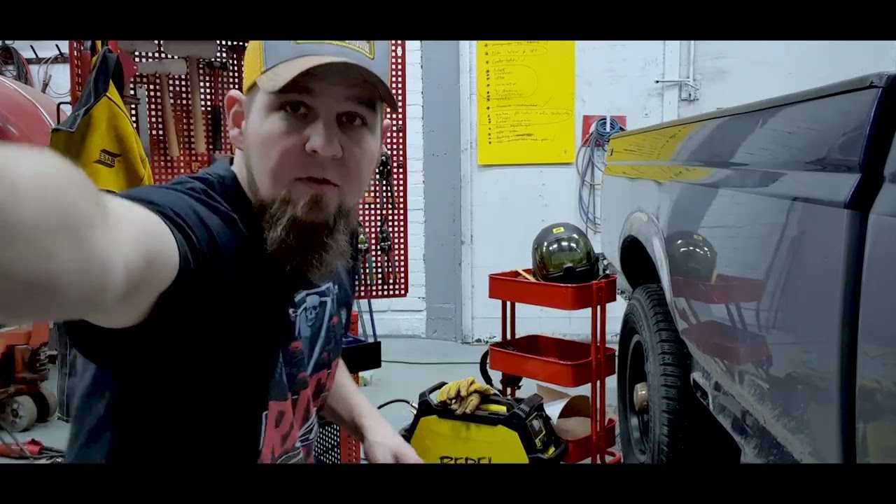 Radical lines Garage - Rostlagning