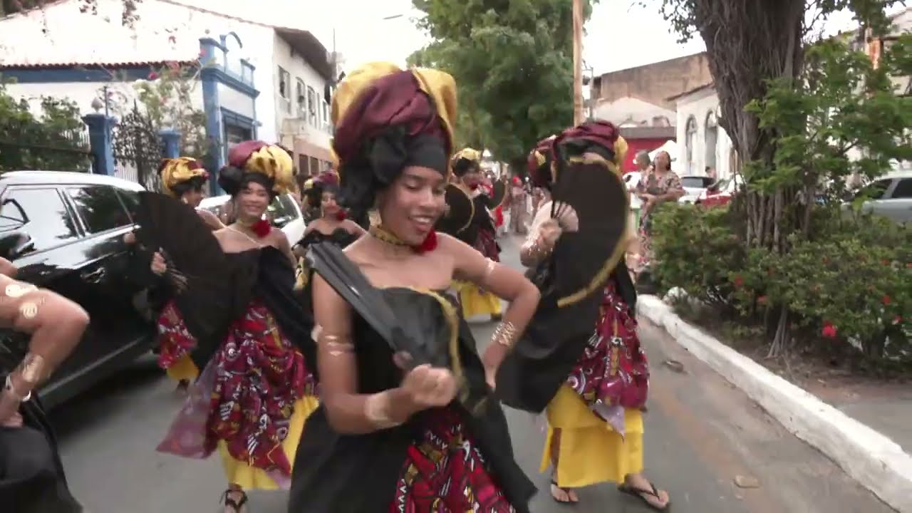 Multidão se despede do Carnaval em São José de Ribamar