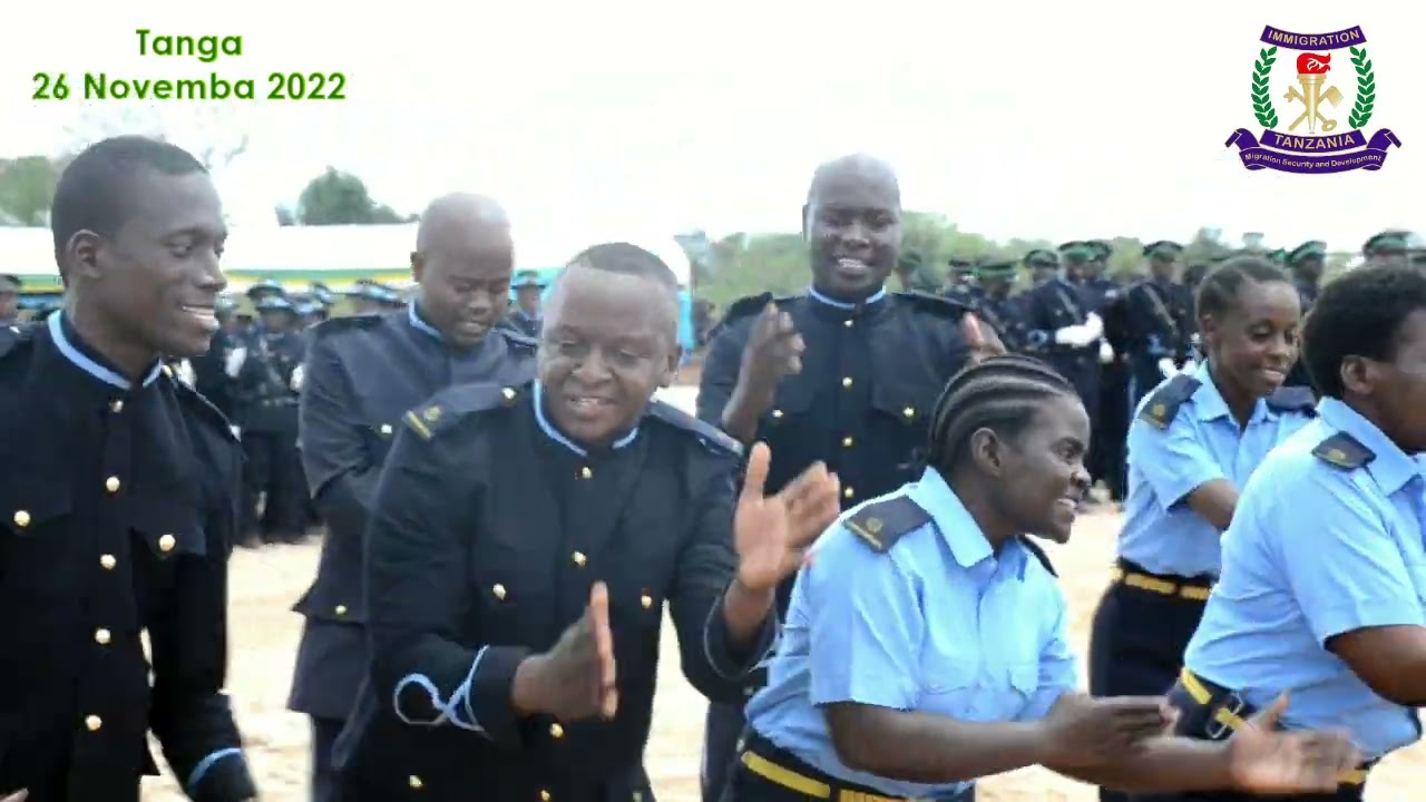 #KWAYA YA WAHITIMU WA KOZI YA UONGOZI YA WAKAGUZI WASAIDIZI WA JESHI LA UHAMIAJI