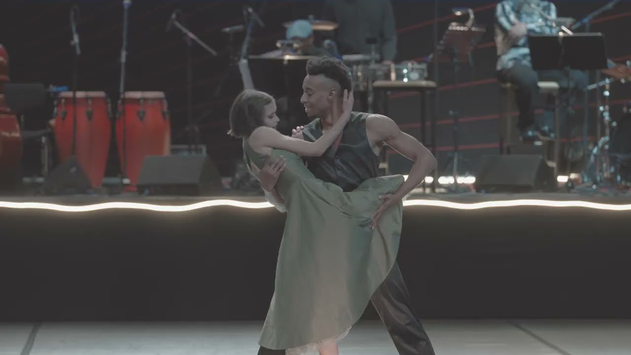 Lágrimas Negras by Enrique Gasa Valga