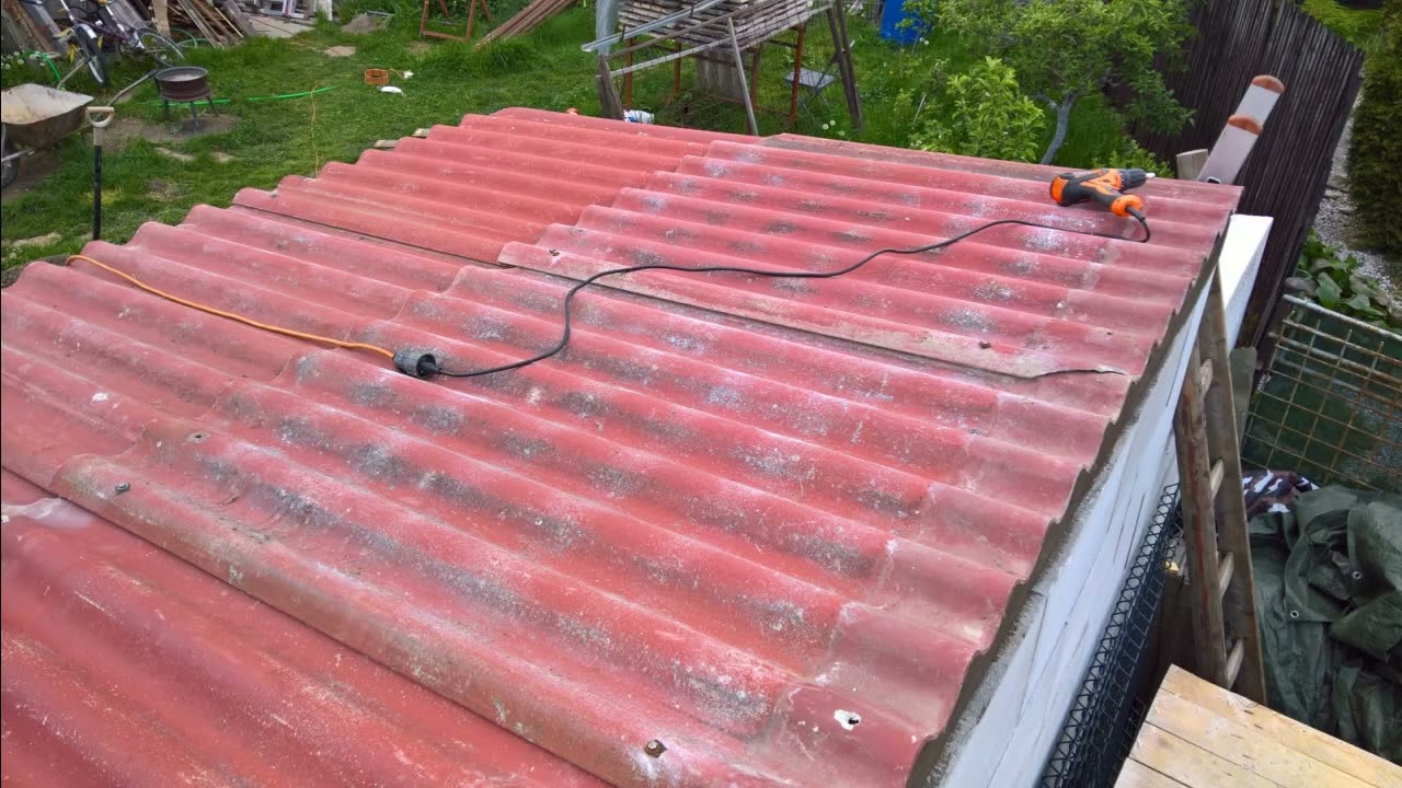 Stavba nové venkovní voliéry pro andulky