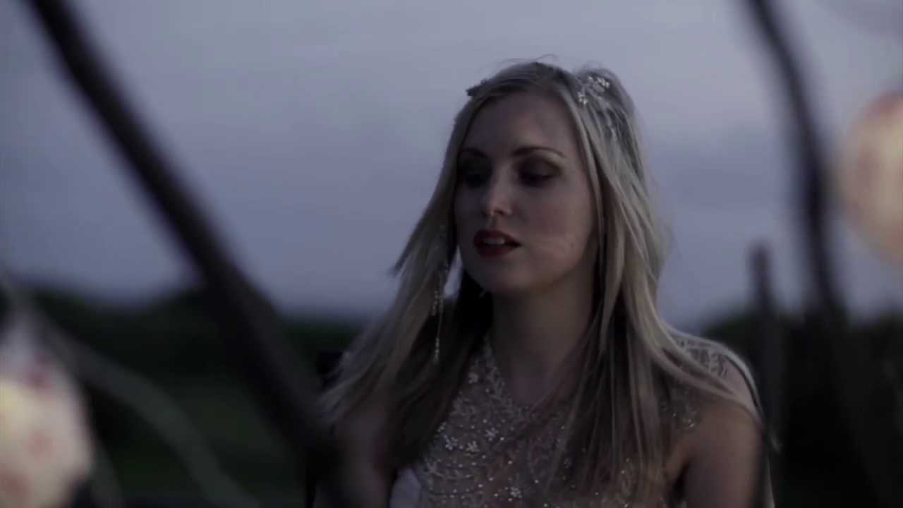 Elle Skies - Walk With Me (OFFICIAL VIDEO)