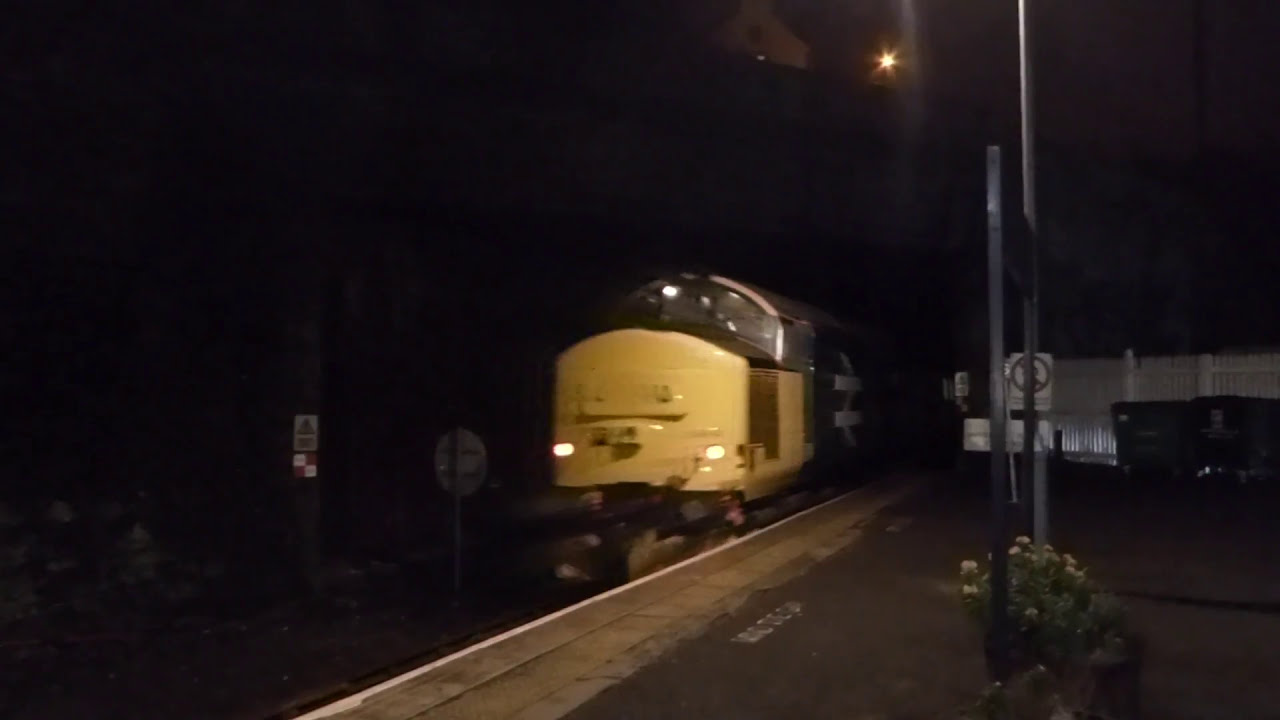Direct Rail Services 37402 thrashes out of Whiteheaven into Corkickle tunnel