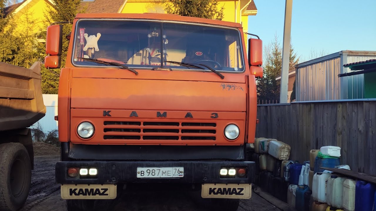Установка стеклоподъёмников в КАМАЗ, ставлю зеркала заднего вида от шакмана#камаз #самосвал 76💪👍
