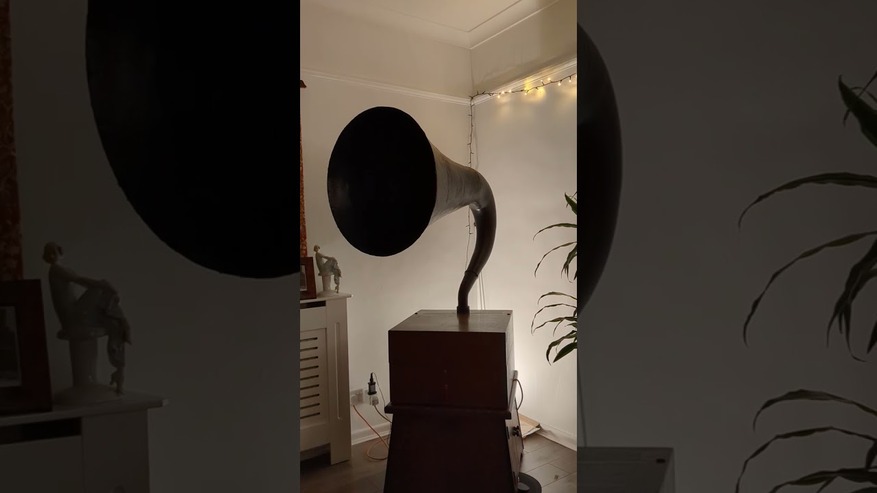 Handmade Fibreglass EMG Mk IX horn