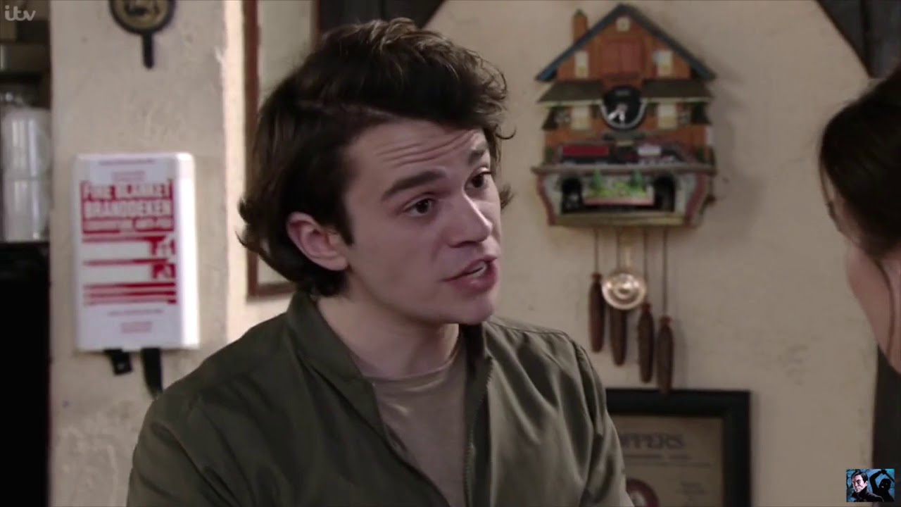 Coronation Street - Anna Windass Slaps Seb Franklin (25th October 2017)