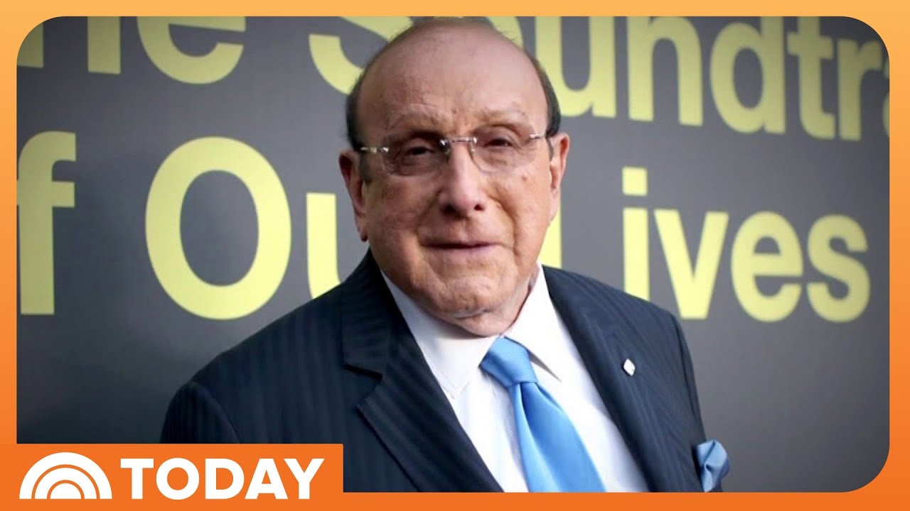 Clive Davis, Who Launched Unknown Artists Into Stars, Dies at 94