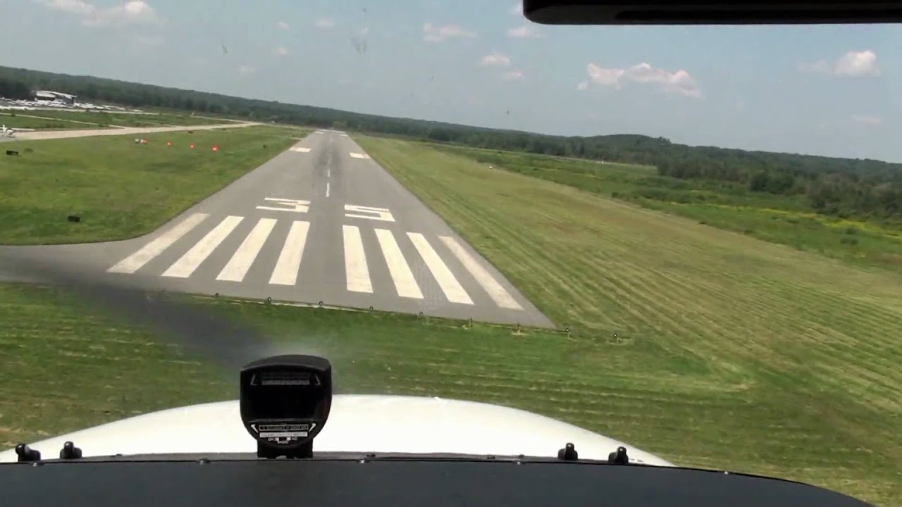 Operations at non-controlled airfields