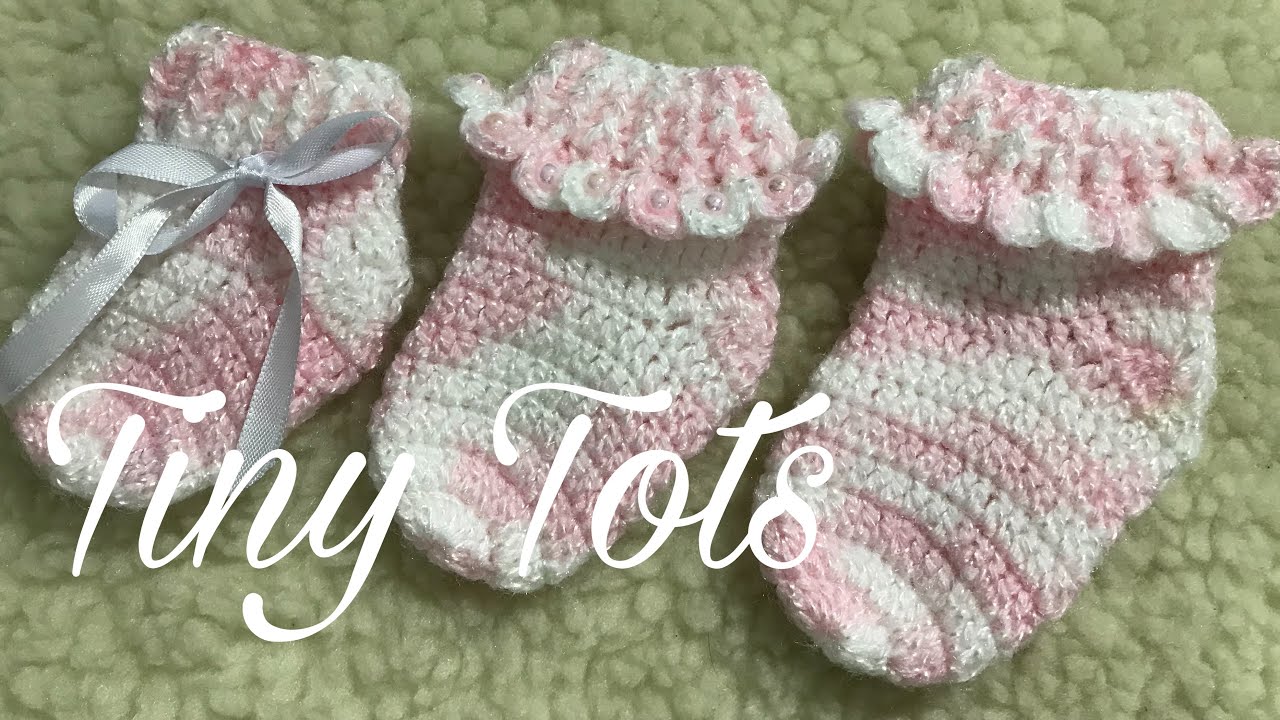 Meias de crochê de lã e linha Anne  - tamanhos de recém nascido até 18 meses