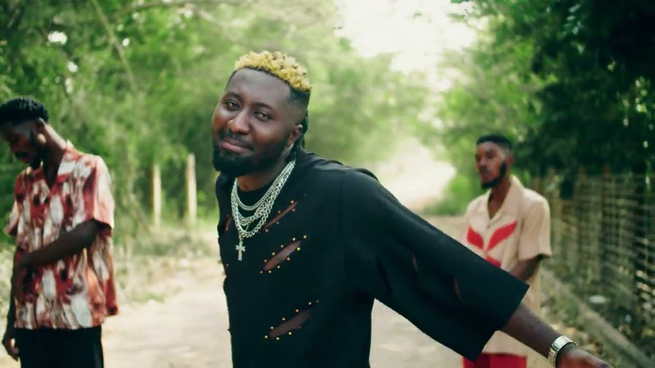 OT n Aiges ft Amerado - Biibi Gyegye Wo (Official Video)