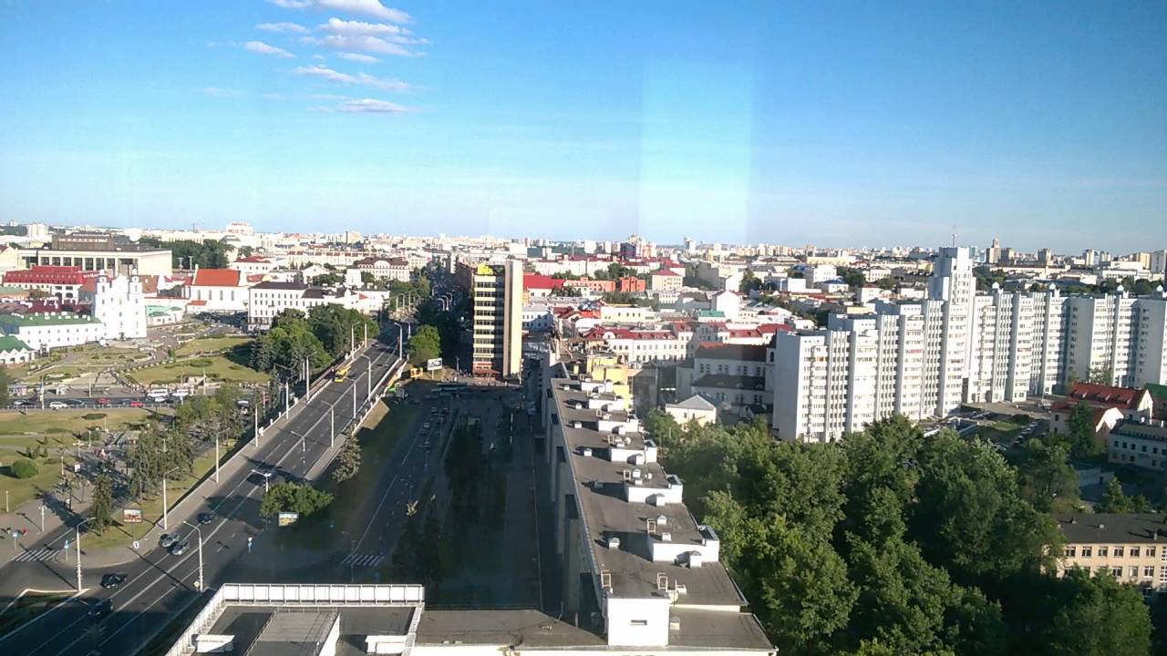 Панорамный лифт небоскрёба Royal Plaza