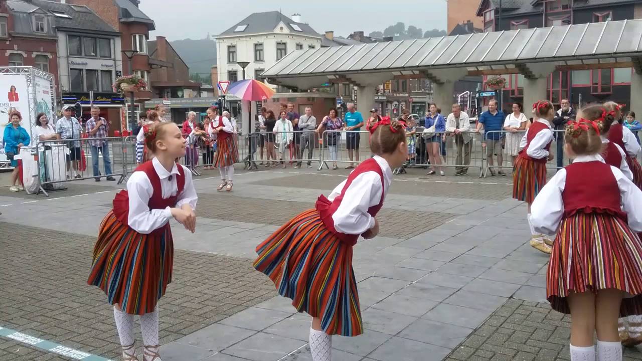 Rudā lapsa Beļģija Pasaciņa