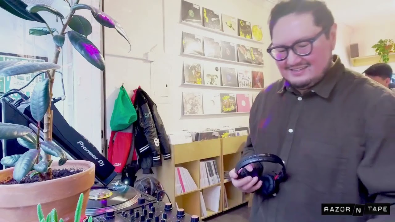 Rustam Ospanoff - In The Shop