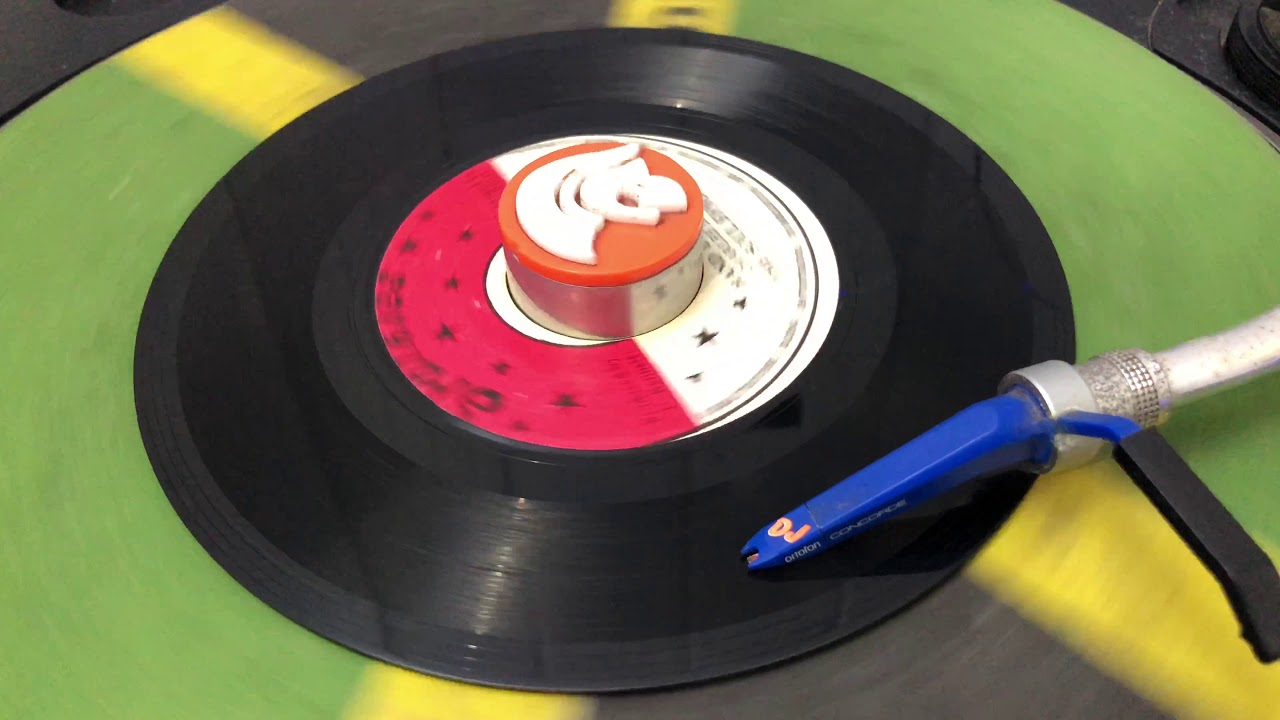 Charles Bennett & The Soul Syndicate - Hand In The Guns [SPARKLES]