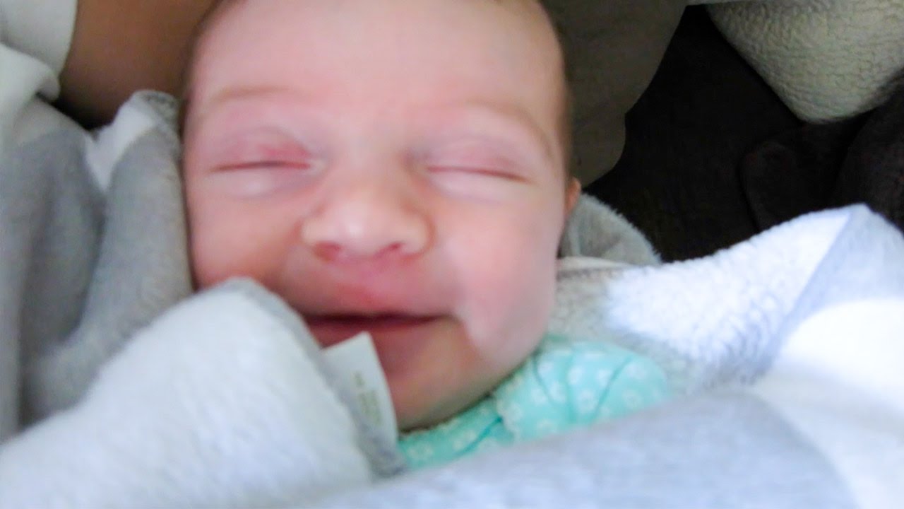 BABIES FIRST SMILE! {9.11.2015}