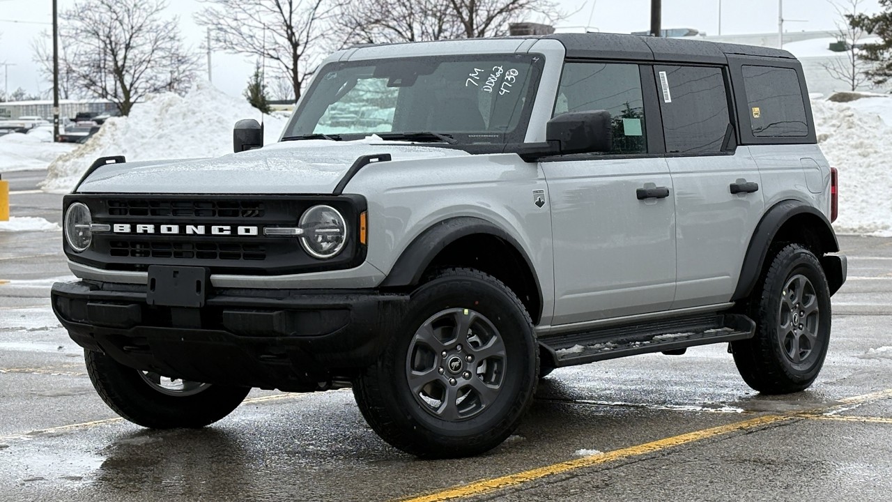 New 2026 Ford Bronco Big Bend in Avalanche Grey | Barrie Ford