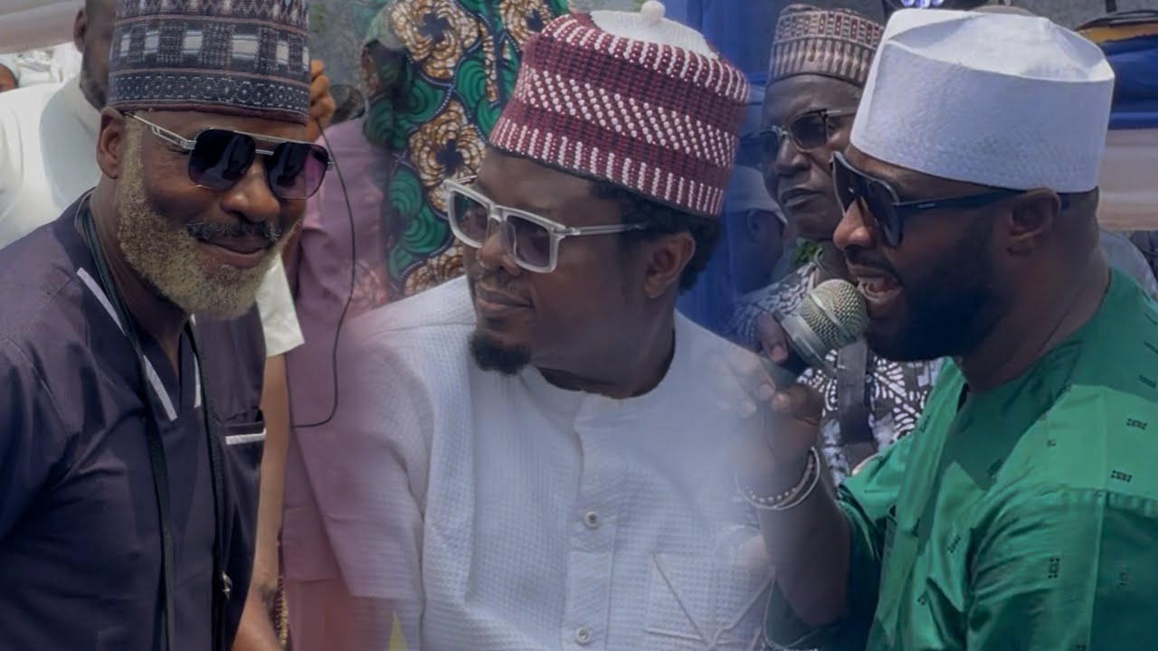 SEE WHT HAPPEN AS FEMI ADEBAYO ASK IBRAHIM CHATTA & MUYIWA ADEMOLA MONEY @ OGA BELLO RAMADAN LECTURE