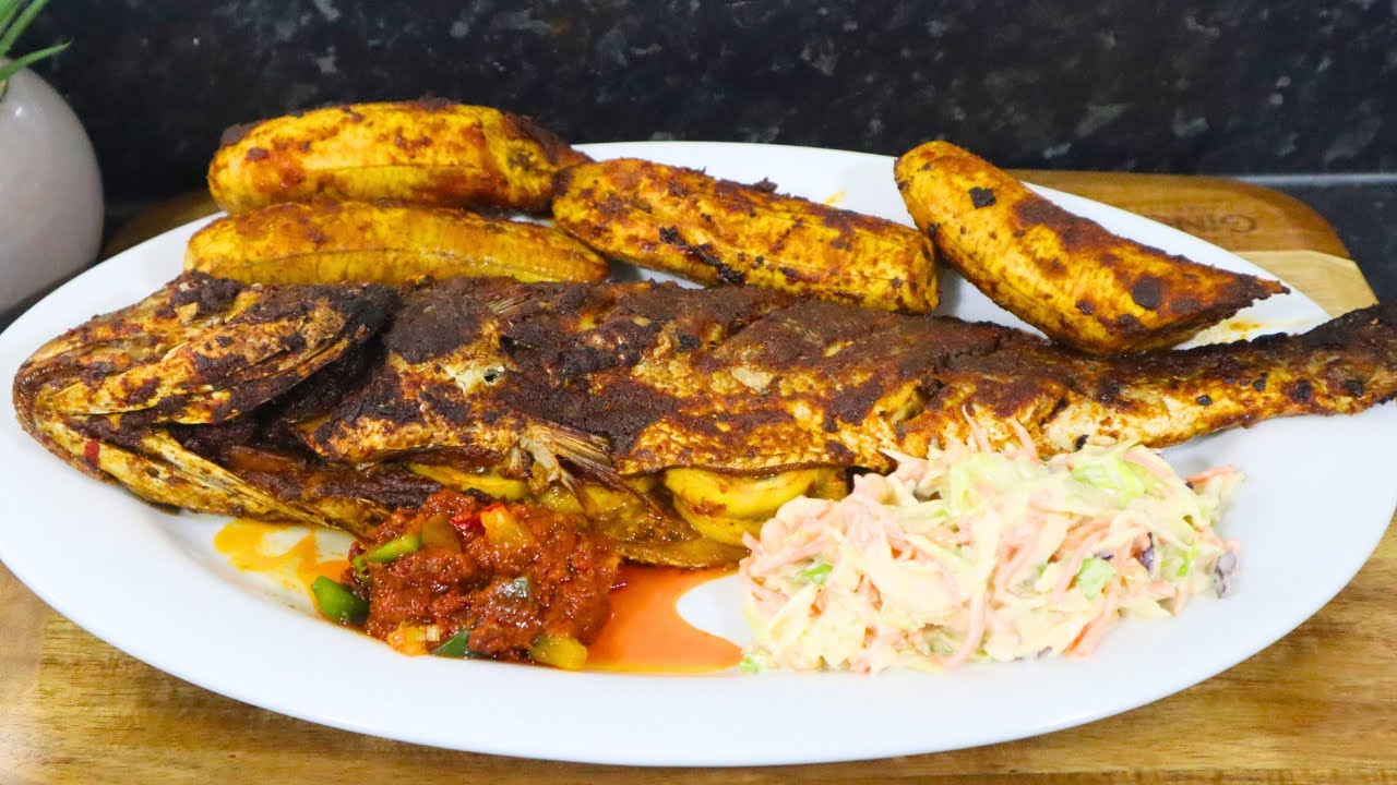 How To Make Oven Grilled Crocker Fish And Plantain| Grilled Fish With foil...